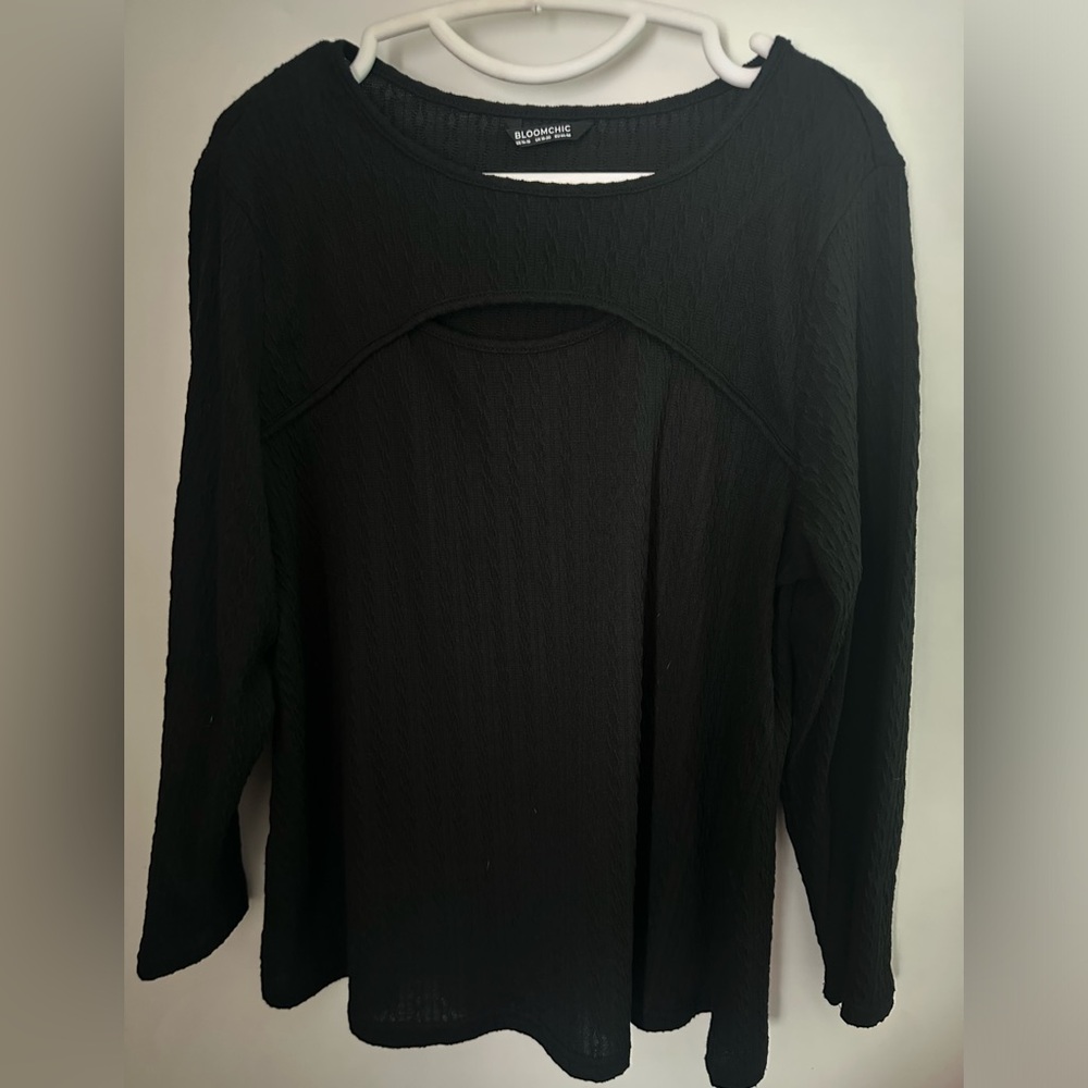 Solid Texture Keyhole Knit T-shirt